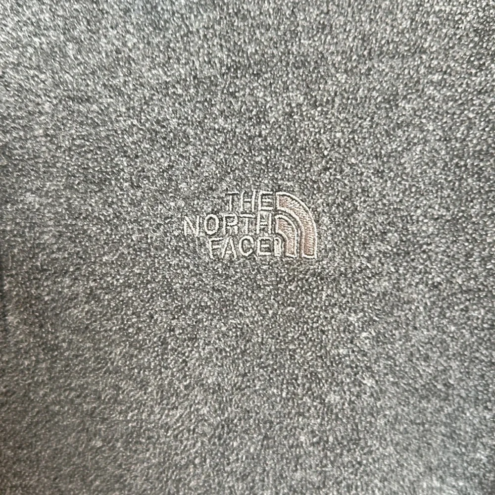 North Face Gray Fleece Pullover Sweatshirt